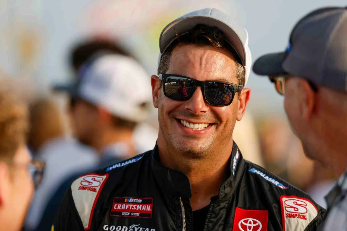 Kondisi Stewart Friesen Pasca-Kecelakaan Mengerikan di NASCAR