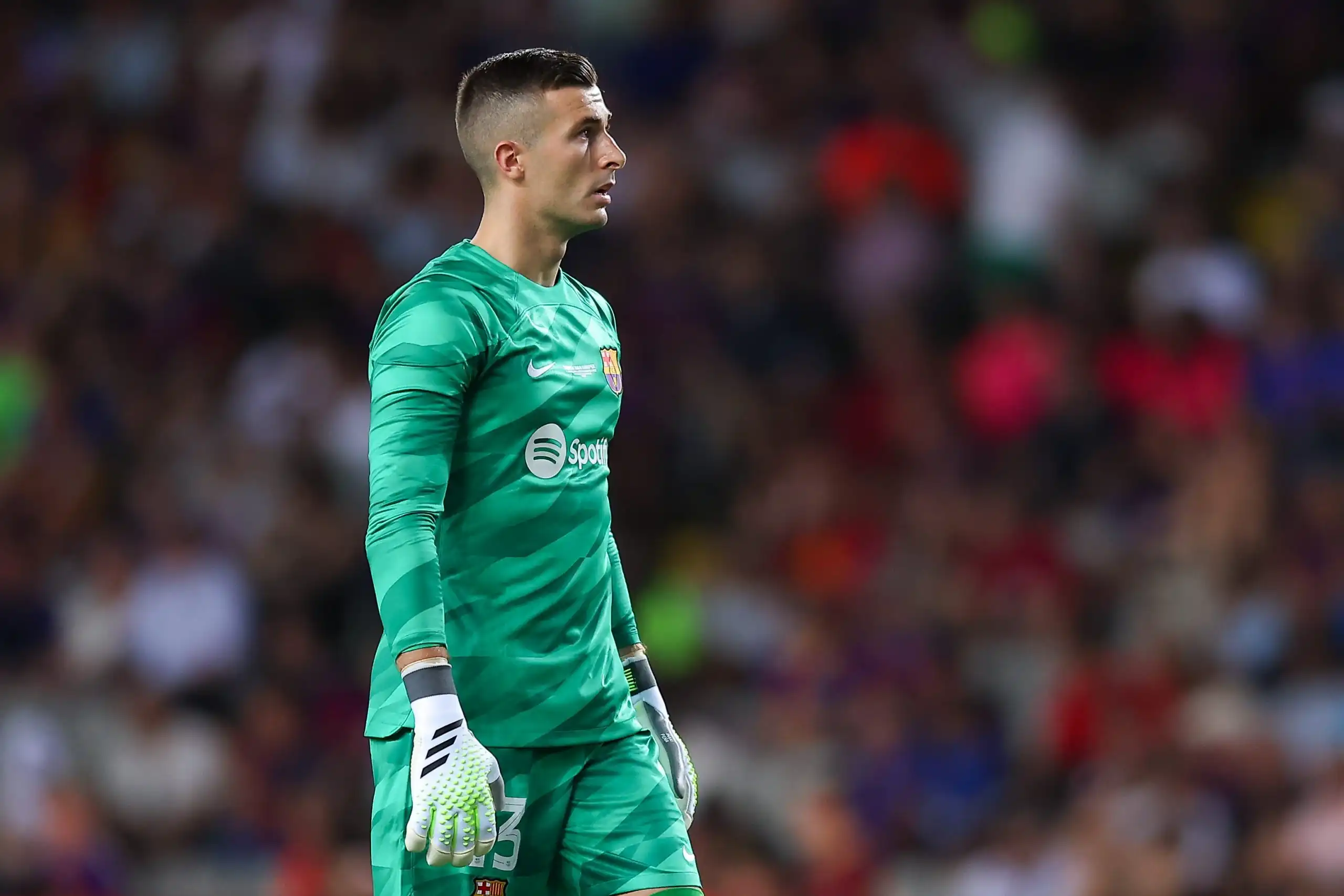 Inaki Pena Hengkang, 4 Klub Besar Berebut Kiper Barca