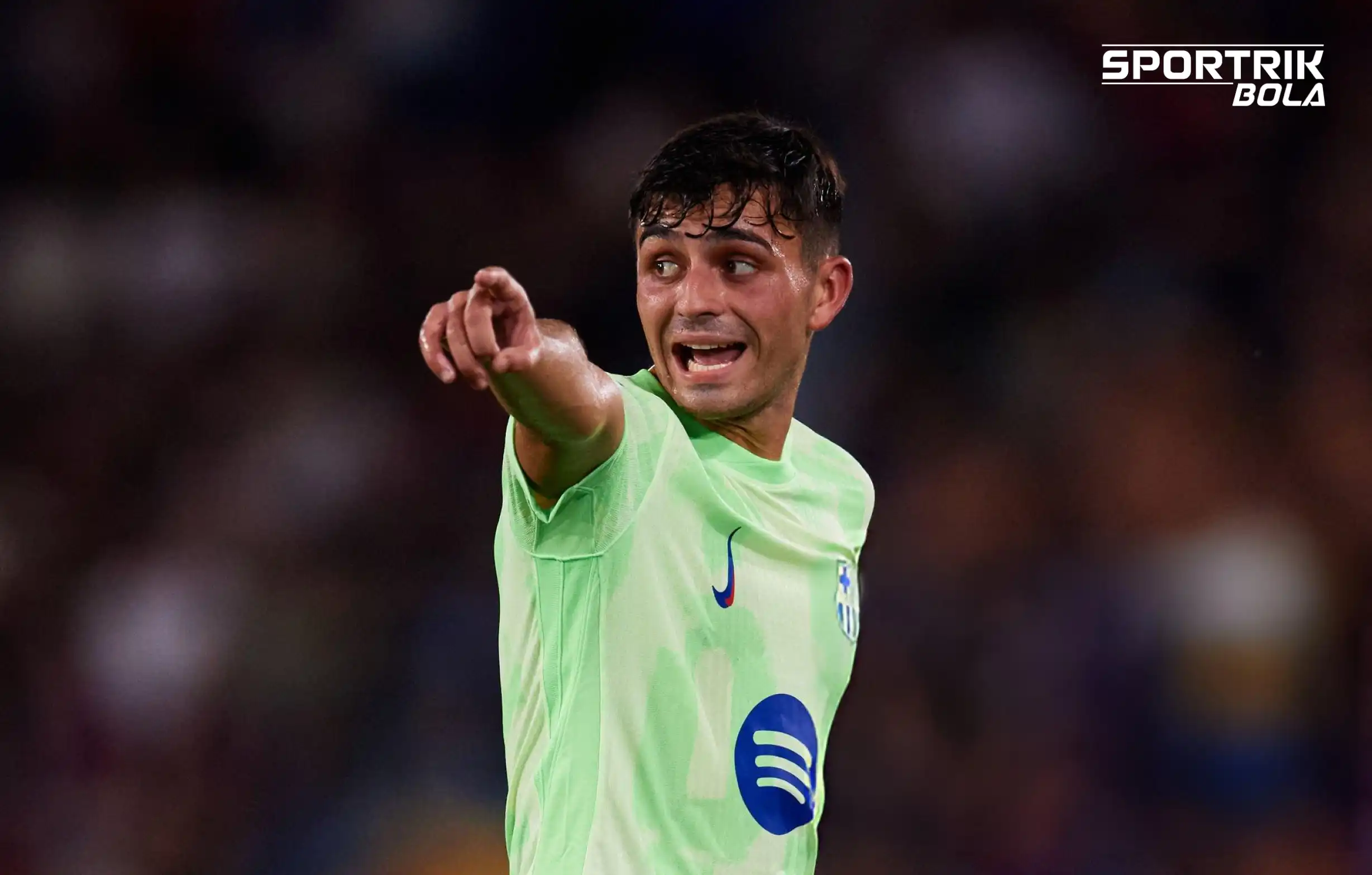 Pedri Protes Penalti Kontroversial di Kemenangan Barcelona 3-2 atas Levante