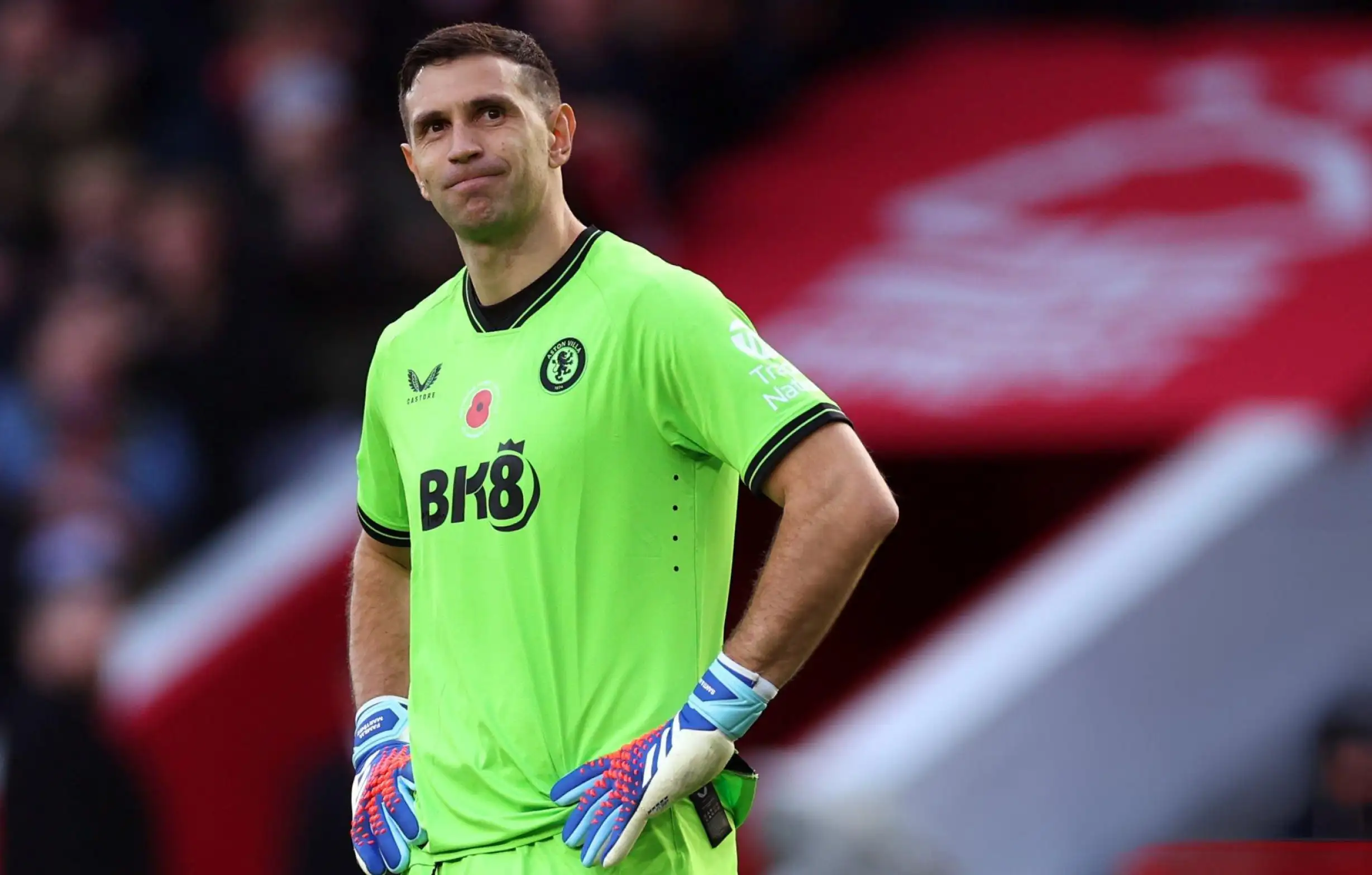 Man Utd Kembali Incar Emiliano Martinez dari Aston Villa